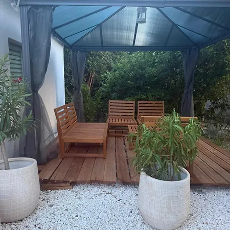 Luni With Garden Kaštela