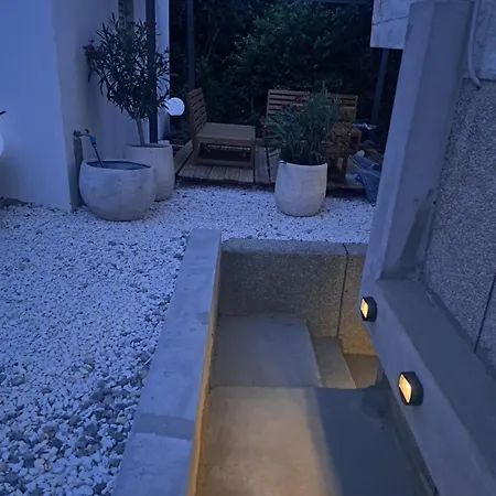 Appartamento Luni With Garden